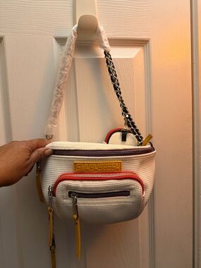Steve Madden White Crossbody Bag with detachable Coin pouch